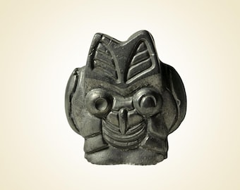 Vintage Alien Baltan Metal Figure: Japanese Ultraman Kaiju Collectible