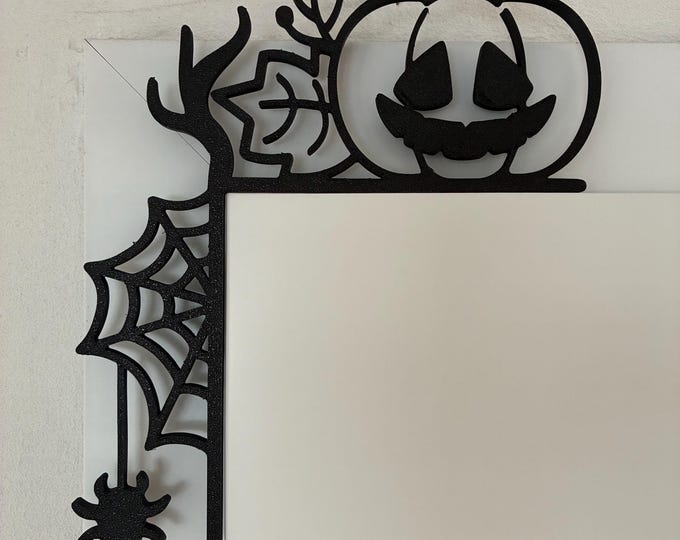 Halloween spider web 3D print – corner decoration for door frame or shelf – scary spider decoration for Halloween & autumn