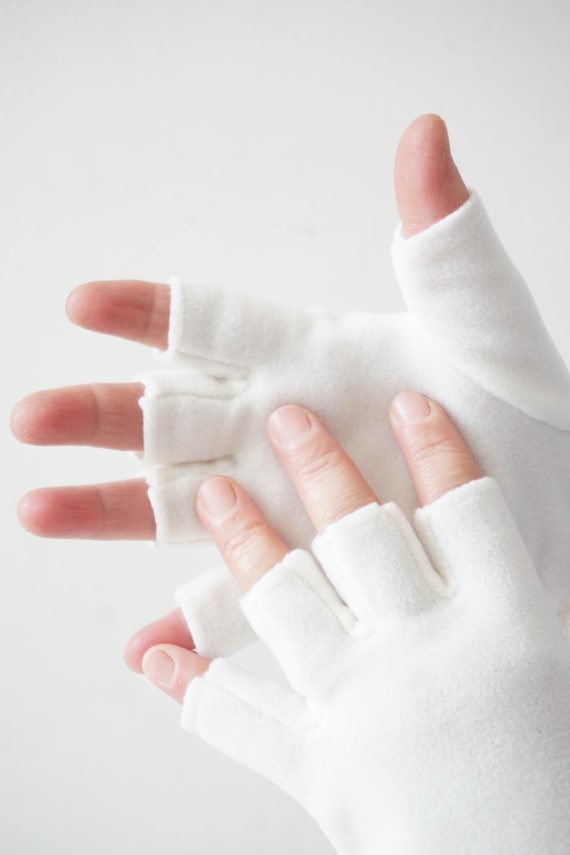 Fingerless White Fleece Gloves – Soft Warm Winter Cozy Polar