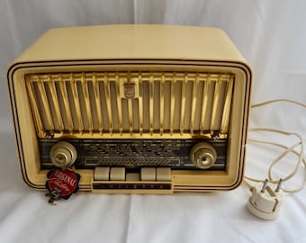 Philips Philetta B2D23A tube radio 1960s with original label