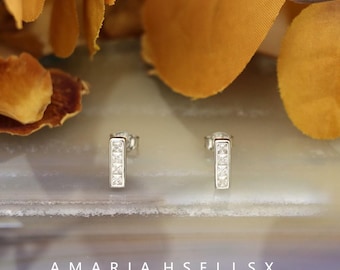 Clous d'oreilles géométriques en argent sterling s925 avec diamants