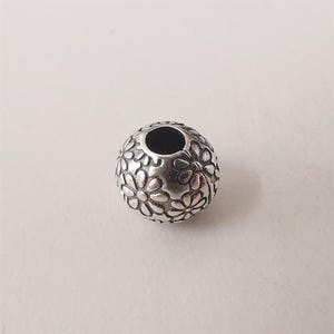 lazy daisy pandora sterling silver charm