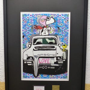 DEATH NYC "em uma valiosa moldura de madeira" litografia edição limitada "Porsche com fundo Murakami" selo 3D, certificado C.O.A.