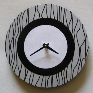 Wall clock. Art clock. Art Deco clock. Recycled record. 10 inch clock. Eco-friendly clock.