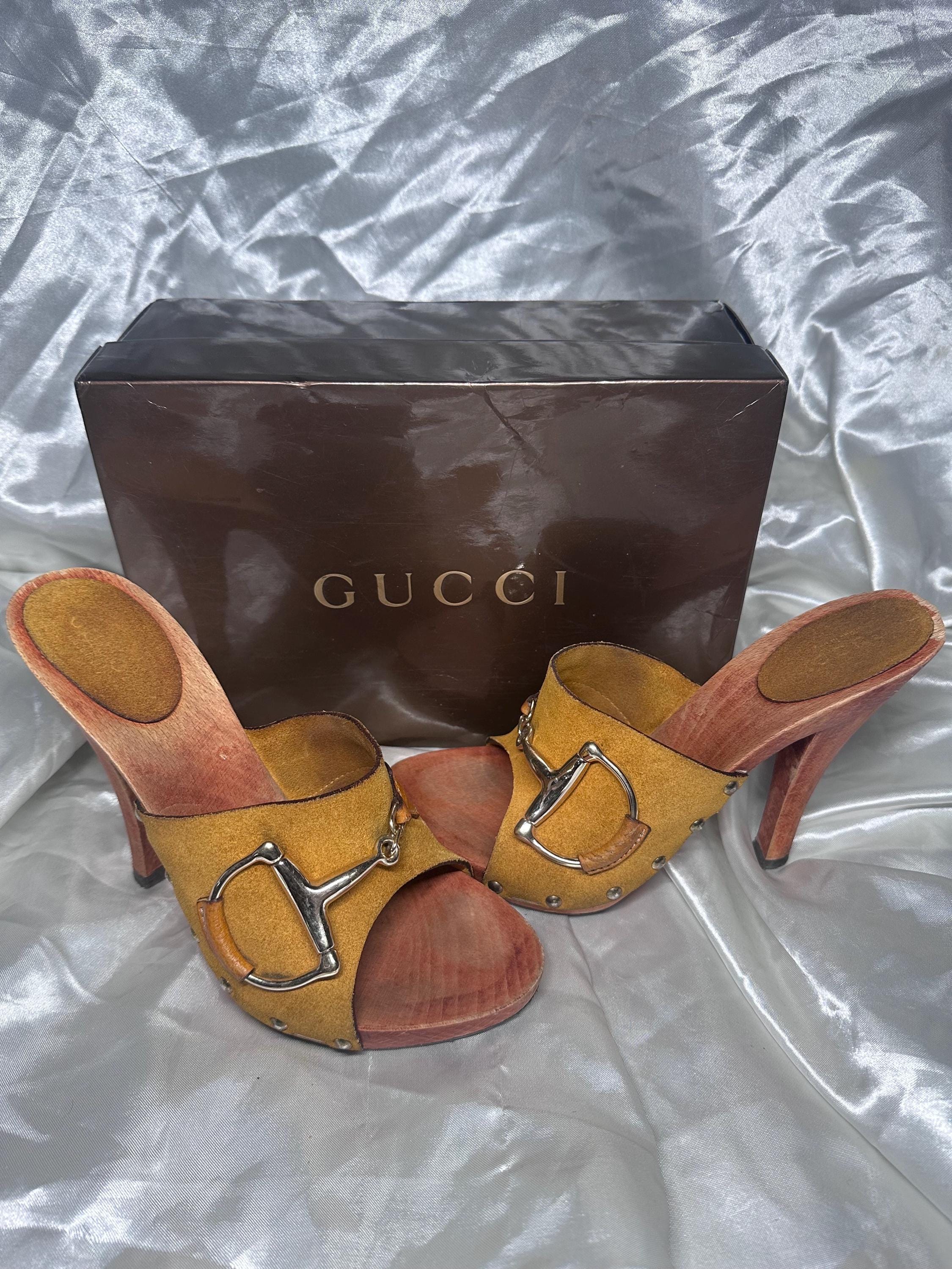 靴 GUCCI 2000s Gold Chain Horsebit Heels Women's Horsebit sandal in golden metallic leather | GUCCI® US