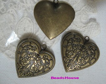 LK-100-25Ant  8pcs Antique Brass Heart Shape Floral Pattern Locket, NICKEL FREE