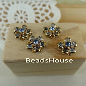4pcs -(12mm) PRECIOSA Lt.Sapphire Crystal in Golden Brass Riveted Flower/Buttons