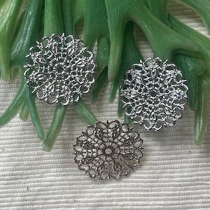 24pcs -(25mm)Silver Pleatd Filigree Brass Findings Stampings Connectors Setting