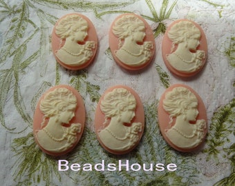 8pcs (18 X 25mm) Beautiful Oval Cameo Portrait - Cream on Pink