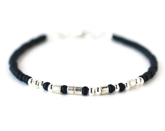 Personalized beaded morse code bracelet in silver finish, unisex jewelry gift under 20