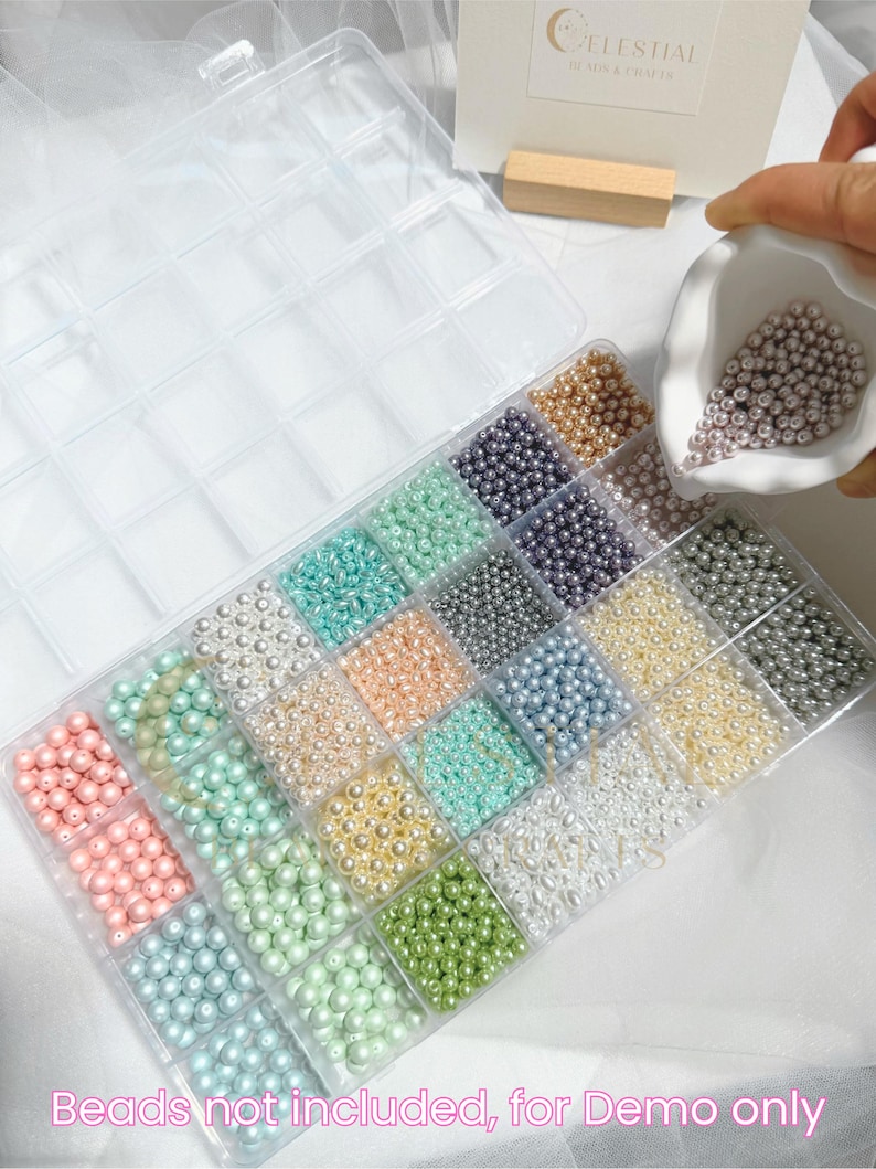 Boîte de 28 compartiments - Rangement des perles et des objets artisanaux -4 options de jeu. Lot de plusieurs boîtes de rangement transparent pour grille fixe, lot de pinces à épiler en acier inoxydable en option image 1