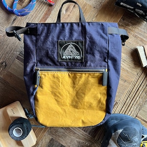 Organic Cotton Chalk Bucket – Merchant & Mills Dry Oiled Canvas, Durable, Water-Resistant, Eco-Friendly Climbing Gear