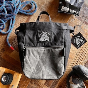 Waxed Canvas Chalk Bucket | Handmade Bouldering Chalk Bag with Fleece Lining, Magnetic Closure & Pockets | Climbing Gear Gift
