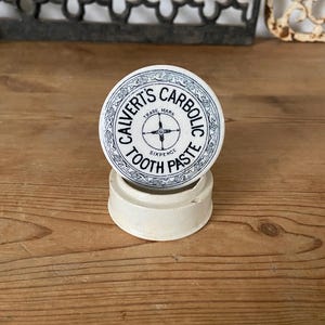 Antik Calverts karboliska tandkräm vit järnstenskruka