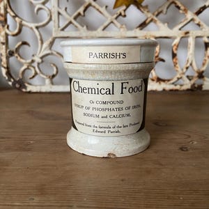 Parrish&#39;s Chemical Food antique pharmacy pot - Marson & Sons