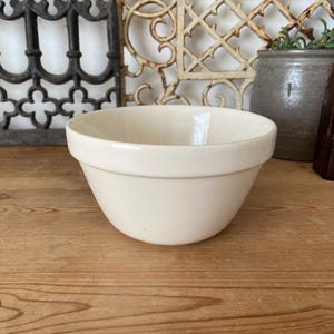 Vintage Mason Cash ironstone pudding bowl