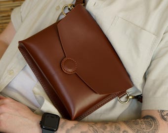 Handmade Soft Leather Crossbody Purse: Everyday Messenger Bag