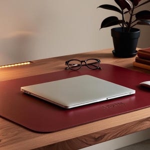 Leather desk mat, mouse pad large, desk accessories, minimalist desk mat, personalized pad, gift for dad, leather keyboard mat
