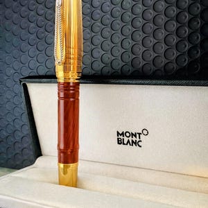 Montblanc Writers Edition Jane Austen Fountain Pen – Gold Wood Finish Collector’s Piece image 3