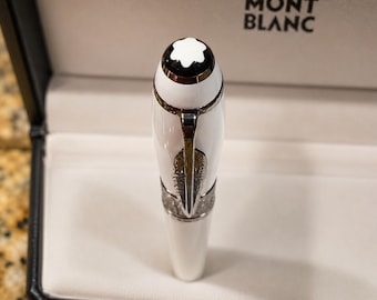 Vintage Montblanc No. 221 Fountain Pen – 14k Flexible Gold Nib