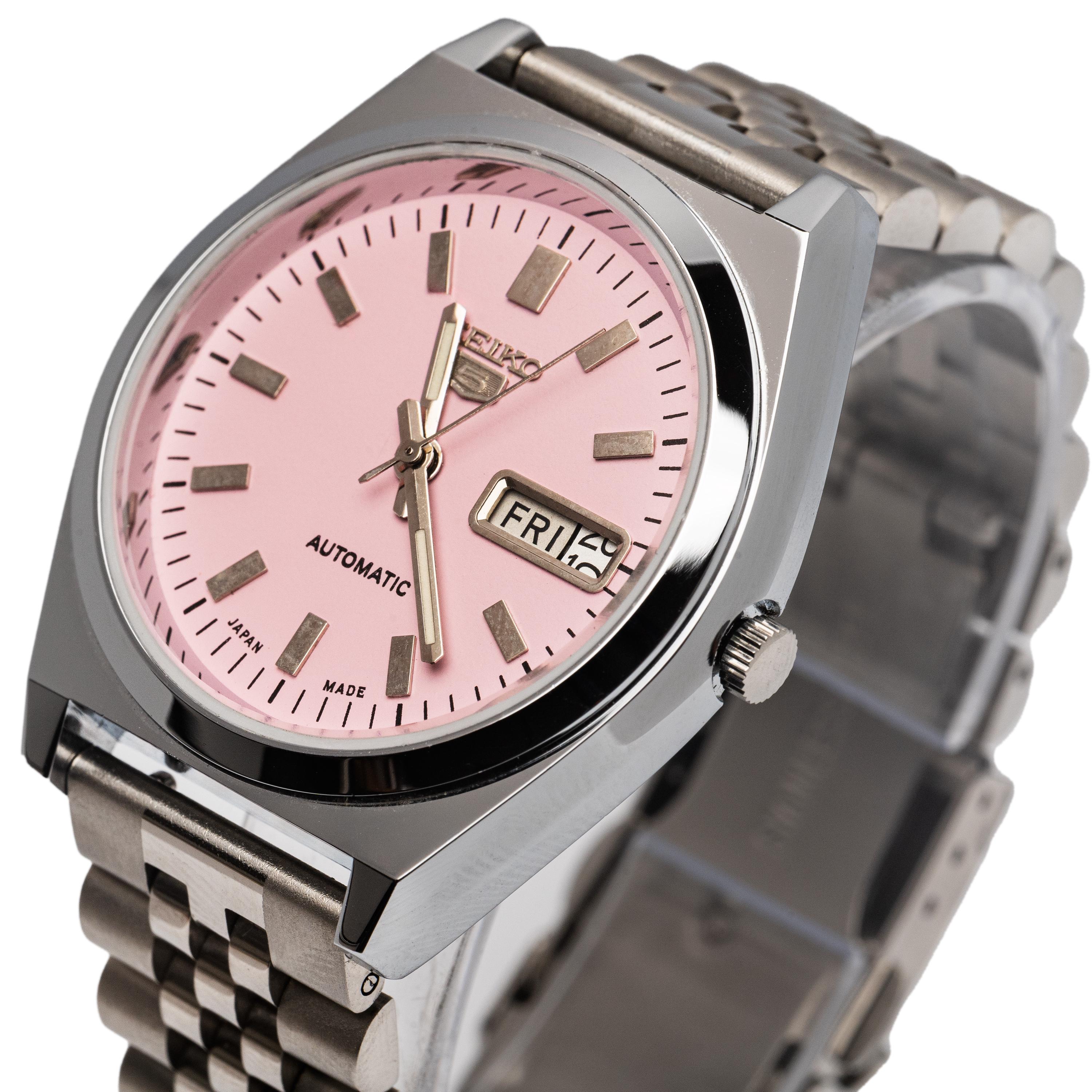 MOD カスタム腕時計 ピラミッドベゼル　アラビック文字盤　ワッフル　ラグスポ MOD カスタム腕時計 ピラミッドベゼルアラビック文字盤ワッフル