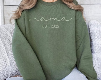 Personalized embroidered mom sweater, gift for new mom, embroidered mom sweater, birth gifts, mom since