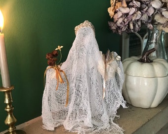Bea - Ghost Halloween Decoration