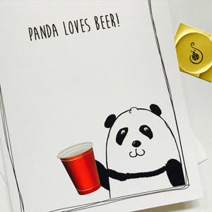 Panda-Geburtstagskarte, Bier-Geburtstagskarte, Panda liebt Bier, Sie lieben Bier, unangemessen, auf Recycling-Papier wird mit Umschlag und Siegel