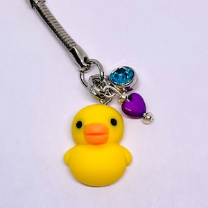 Llavero con forma de patito de goma bendecido con piedra natal para bebé recién nacido, dije para bolso, bendecido por Shaman (yo)
