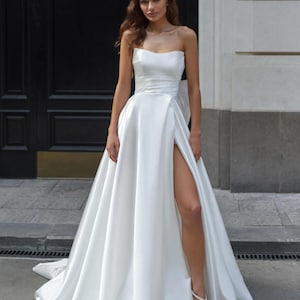 Robe de mariée en mikado : élégante robe de mariée corset avec fente