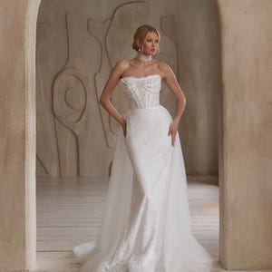 Mermaid Wedding Dress With Detachable Skirt, Corset fitted Mermaid Bridal Dress,Sexy Modern Wedding Dress,Lace Wedding Dress,Elrgant Dress