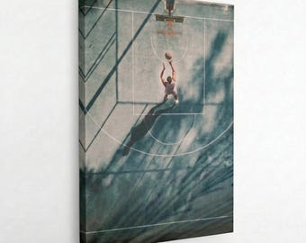 Basketball Court Textured Poster - Minimalsit Grainy Wall Art for Home Decoror Childrens Room, Painting-Like Print for Sports Enthusiasts