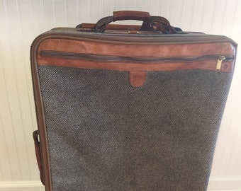 HARTMANN ROLLING SUITCASE 29" Tweed Hartman Luggage Rolling Pullman Mid Century Modern Luggage Clean at Modern Logic