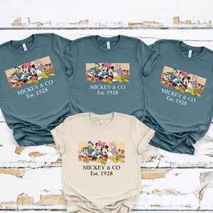 Camiseta vintage de Disney, camiseta retro de Mickey y compañía de 1928, camisetas de Mickey y compañía de Disney World, camiseta familiar de Mickey y amigos, camiseta para amantes de los dibujos animados
