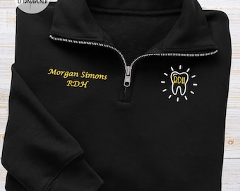 Sudadera con cremallera de un cuarto bordada para higienista dental titulada, sudadera personalizada para estudiante de odontología con nombre.
