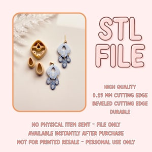 以下が含まれることがあります： 青と白の花柄のドロップイヤリングと、それに合わせた粘土カッターの画像。 「STL FILE」のテキストが表示され、ファイルの品質と使用に関する詳細が示されています。