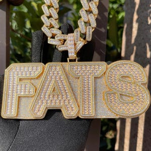 Collar personalizado con nombre de hip hop, colgante con letra grande helada y circonita cúbica talla baguette, regalo único para hombres y mujeres, cadena de cuerda de 3 mm.