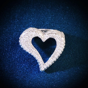 Anillo de circonita cúbica chapado en oro con corazón helado personalizado: anillo de bodas con brillo de hip hop para él/ella, regalo de compromiso de aniversario, regalo de promesa de lujo para ella