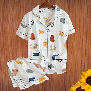 Pijama de dibujos animados para mujer: 100 % algodón, manga corta y pantalones cortos, estilo japonés kawaii.