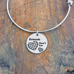 Vänner ljuger inte Charm-armband: Vänskapssmycken Gåva