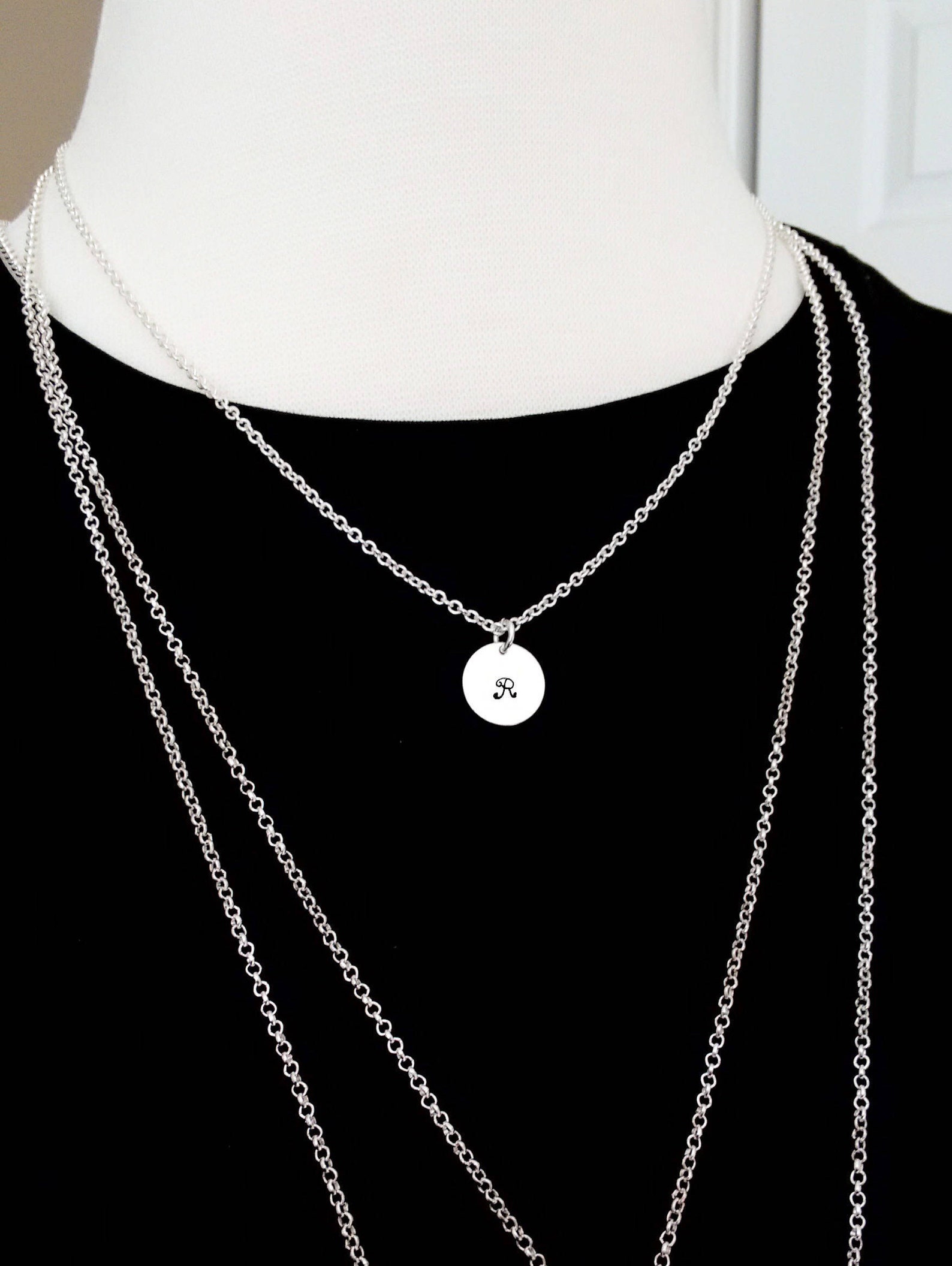 Minimalist Monogram Charm Necklace Stamped Jewelry Letter Etsy España