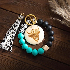 Personalized Highland Cow Keychain Wristlet with Tassel; Silicone Bead Highland Cow Print Keychain; Gift for Cowgirl or Friend