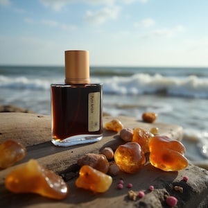 Pure Amber Perfume – Warm Unisex Resinous Fragrance with Labdanum & Frankincense | Handmade Amber Eau de Parfum | Personalized 30ml Bottle