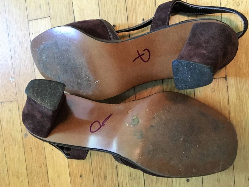 Vintage Brown Suede Hush Puppies Sling Back Pumps afbeelding 7