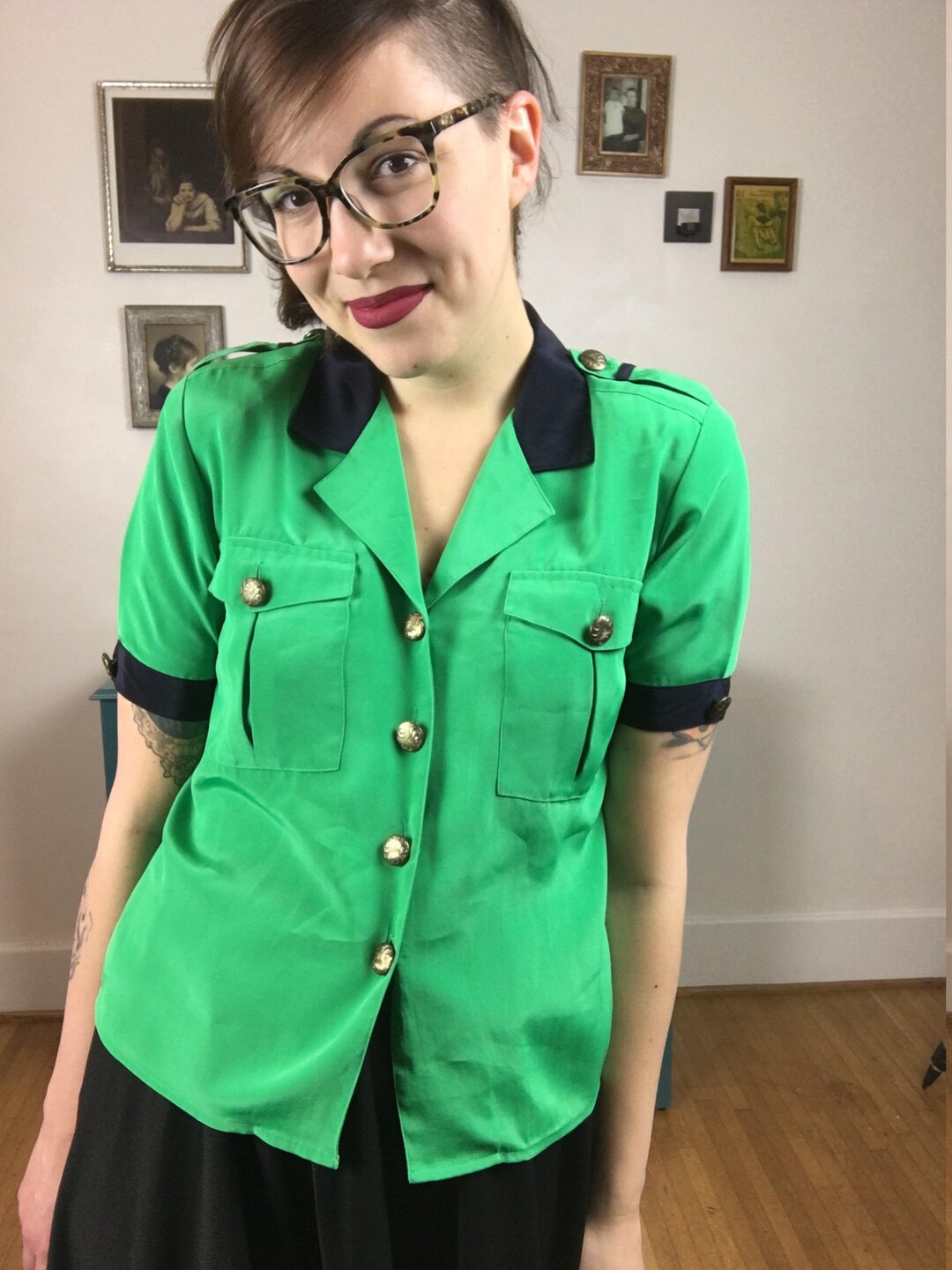 SK & Company Green Military Style Vintage Short Sleeve Blouse With