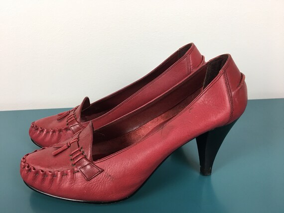 red heeled loafers