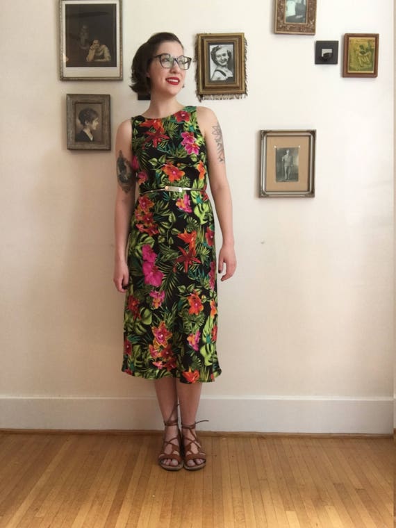 Vintage Hawaiian Style Floral Maxi Dress