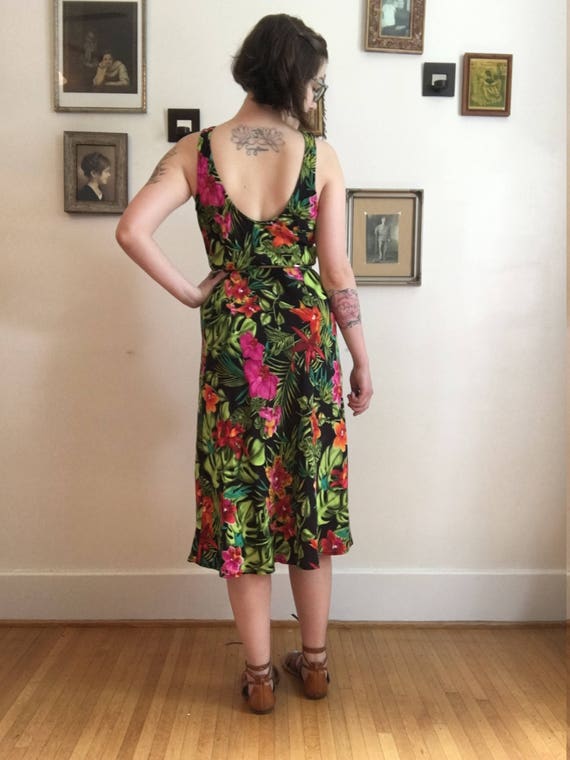 Vintage Hawaiian Style Floral Maxi Dress - image 2