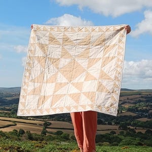 Handmade Linen 'Sol' Baby Quilt