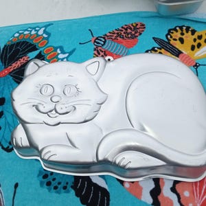 Vintage Wilton Cake Pan Cat, Cheshire Cat, Cat